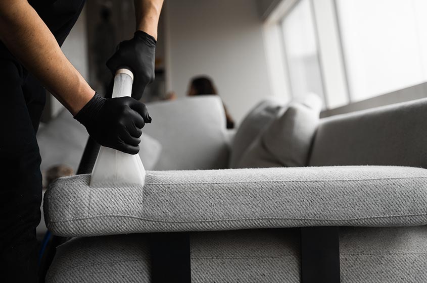 De zin en onzin van regelmatig je meubels professioneel schoonmaken